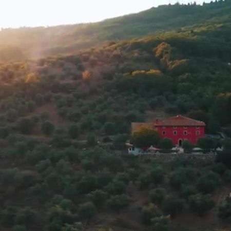 ポンタッシエーヴェ Podere Belvedere Tuscanyヴィラ エクステリア 写真